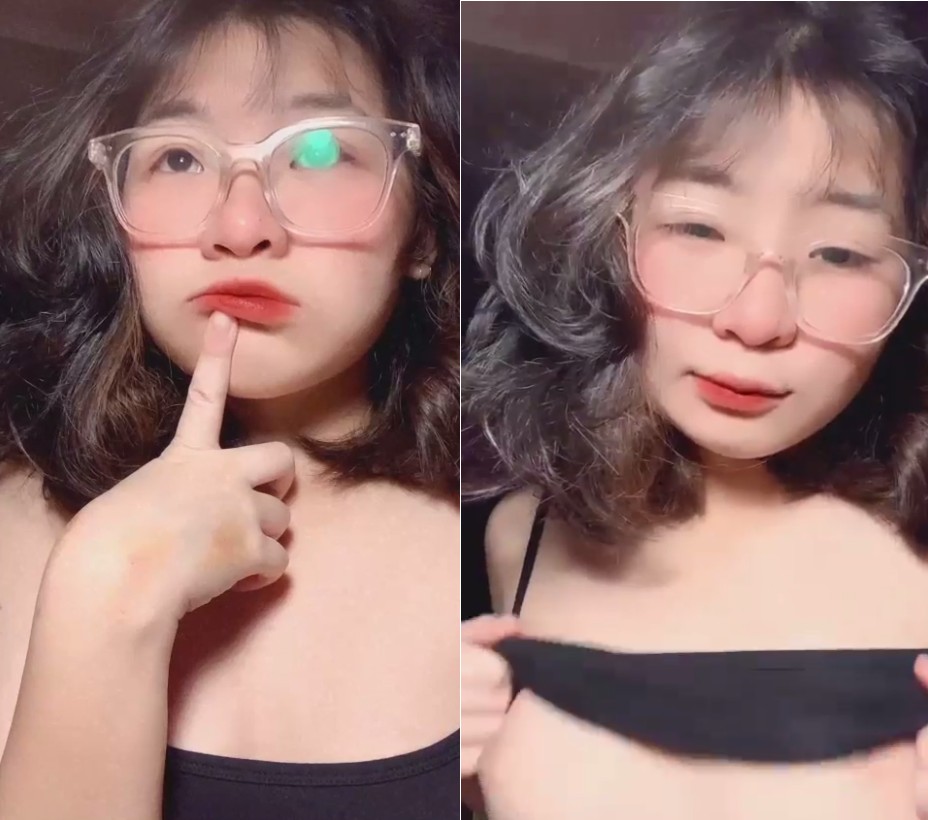 Nàng phô diễn nét gợi cảm làm anh không thể cưỡng lại